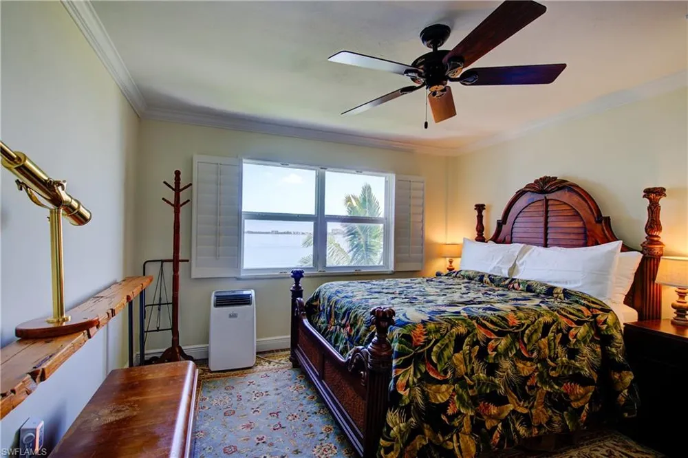 1900 Clifford Street #303 Fort Myers, FL 33901