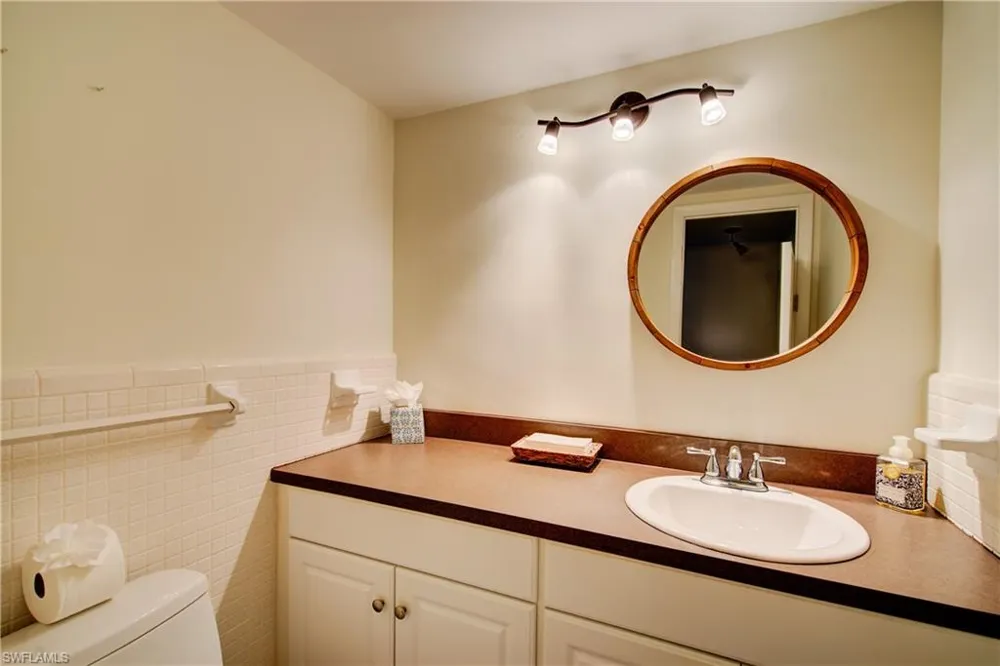 1900 Clifford Street #303 Fort Myers, FL 33901