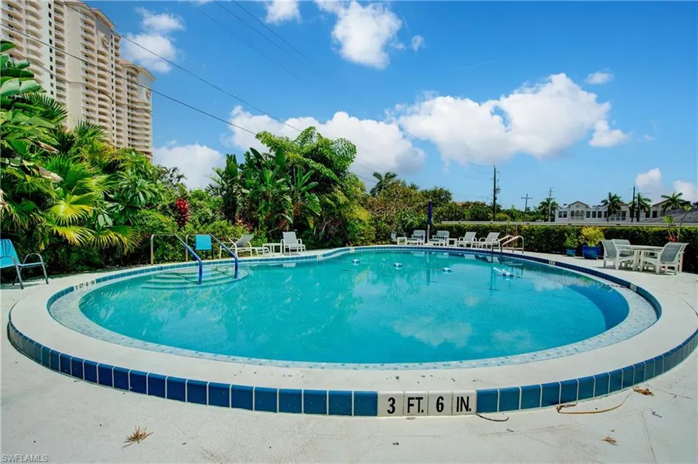 1900 Clifford Street #303 Fort Myers, FL 33901