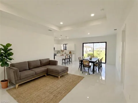 4113 NW 34th Lane