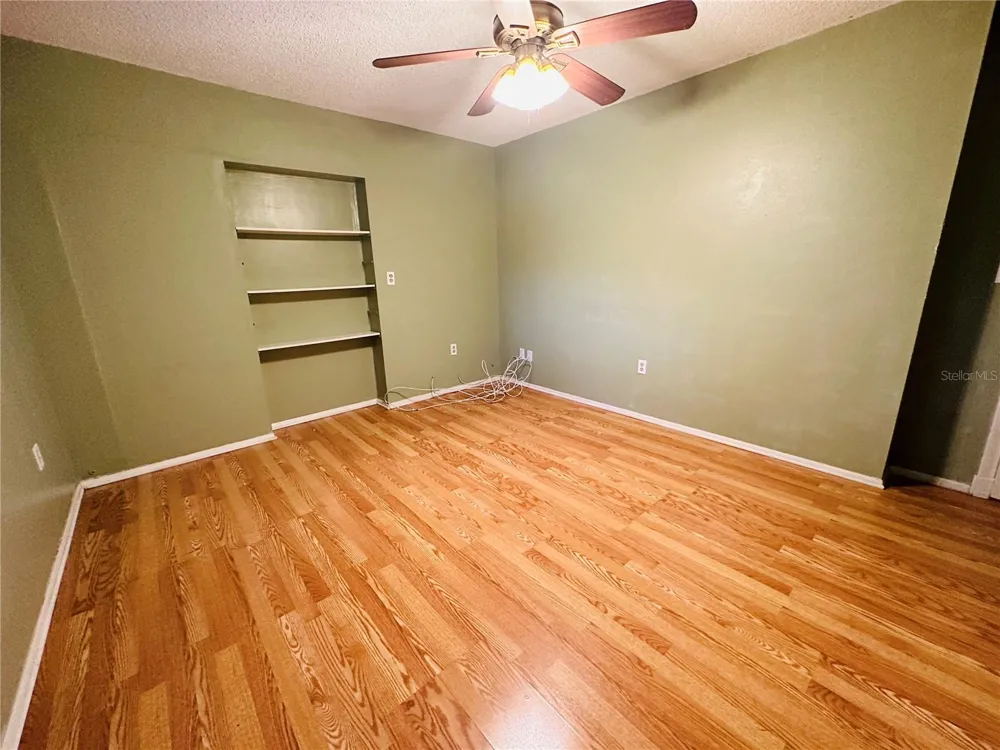 2361 ORANGESIDE ROAD Palm Harbor, FL 34683