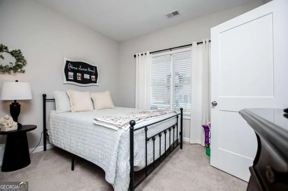 104 Kingston CIR Carrollton, GA 30117