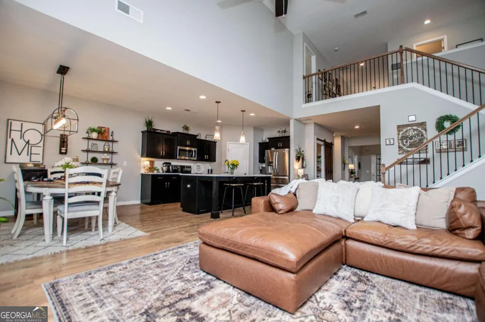 104 Kingston CIR Carrollton, GA 30117
