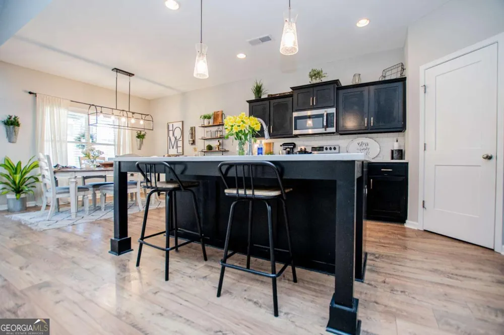 104 Kingston CIR Carrollton, GA 30117