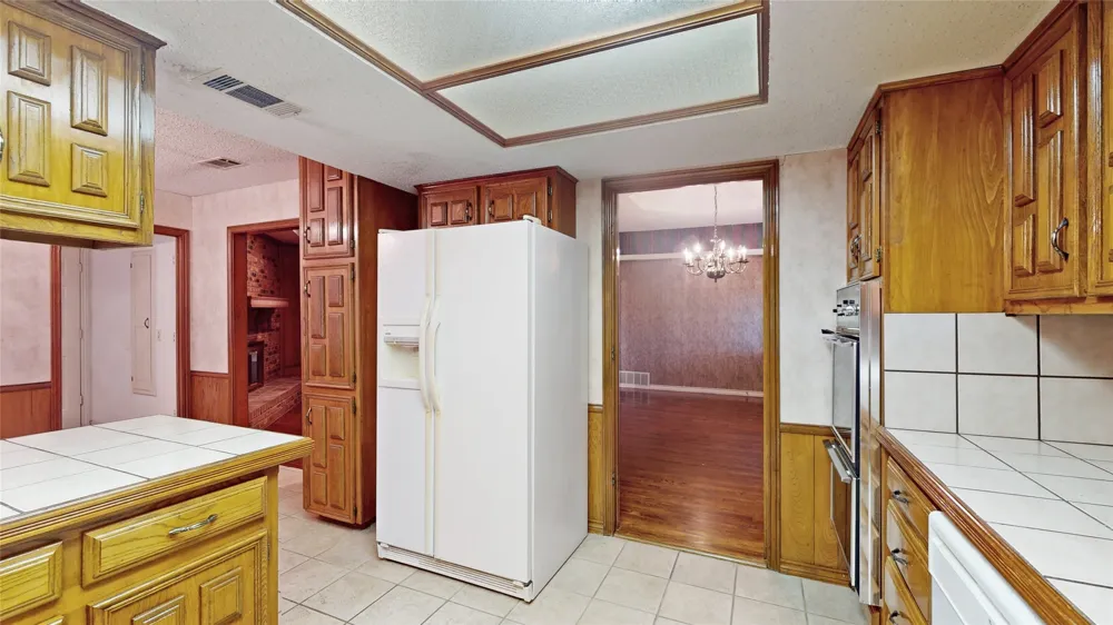 1543 Glenhill Lane Lewisville, TX 75077