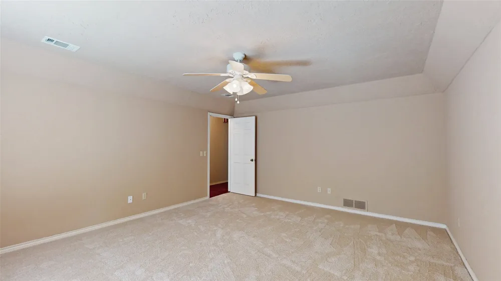 1543 Glenhill Lane Lewisville, TX 75077