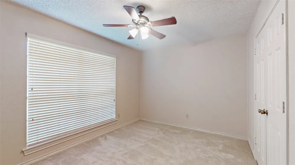1543 Glenhill Lane Lewisville, TX 75077