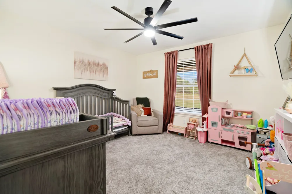 19 County Road 43040 Powderly, TX 75473