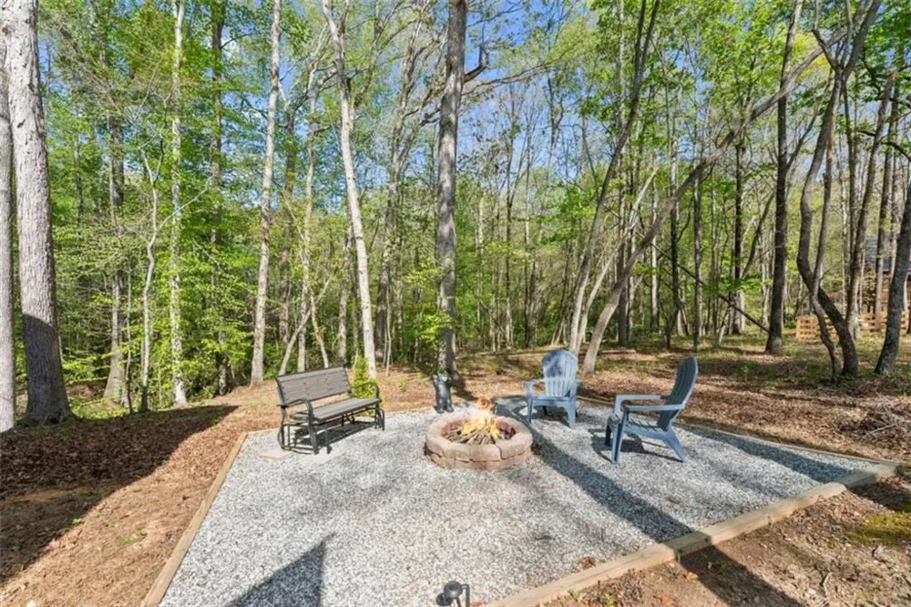 162 Hickory Ridge Drive Cleveland, GA 30528