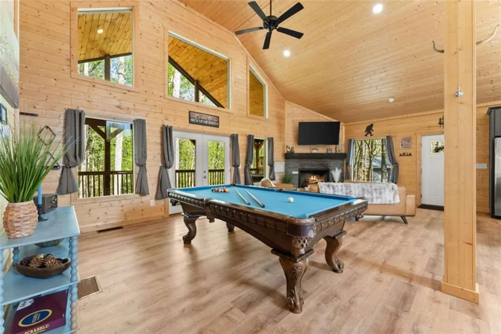 162 Hickory Ridge Drive Cleveland, GA 30528