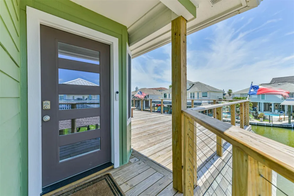 1823 Tiki Drive Galveston, TX 77554
