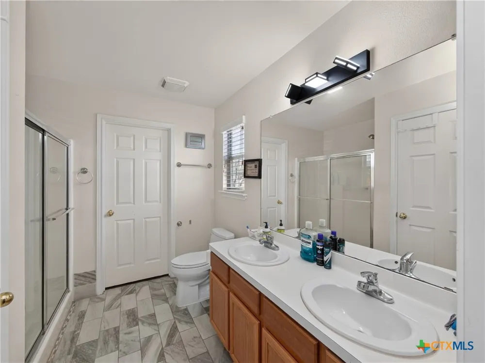 646 Appaloosa Drive Fischer, TX 78623