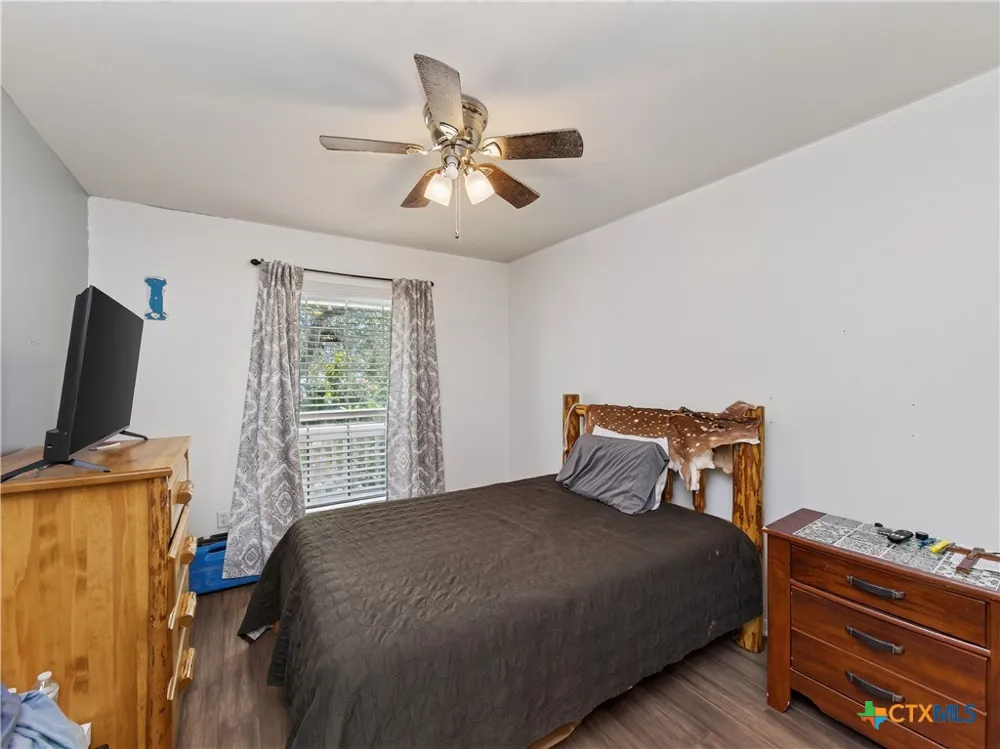 646 Appaloosa Drive Fischer, TX 78623