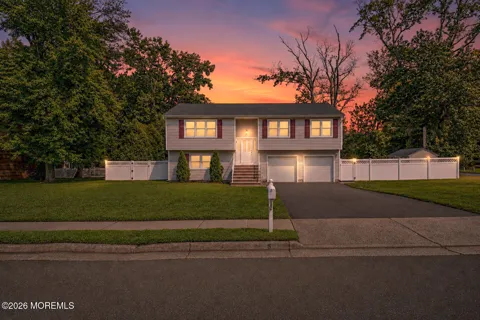 5 Sanders Drive