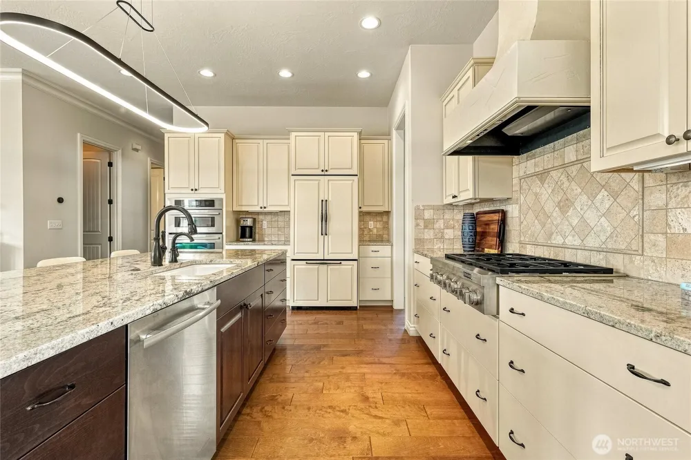 1017 SE Crestlane Drive College Place, WA 99324
