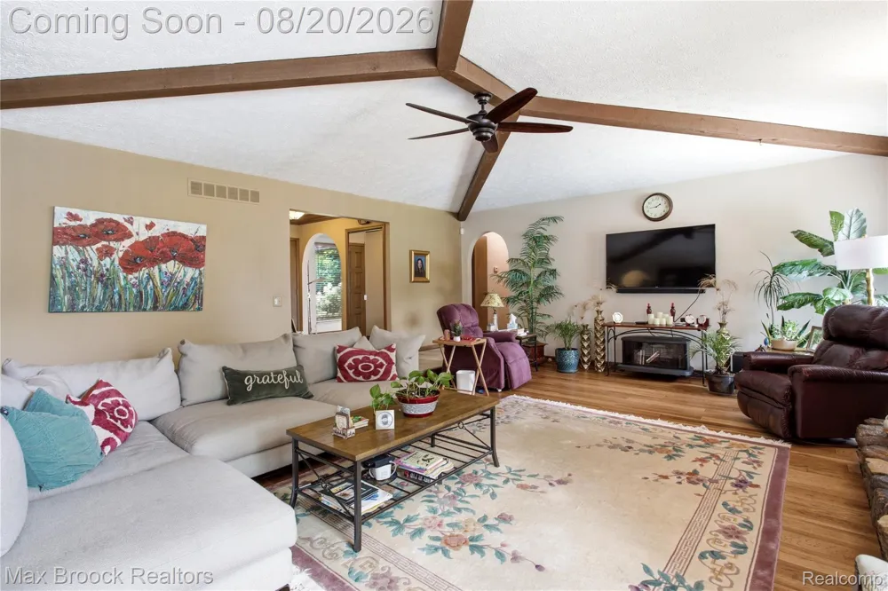 53214 Bancroft Drive Shelby Charter Township, MI 48316