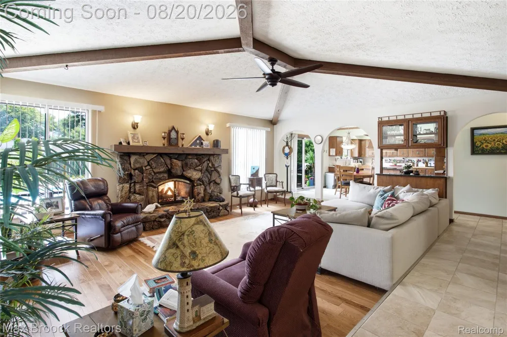 53214 Bancroft Drive Shelby Charter Township, MI 48316