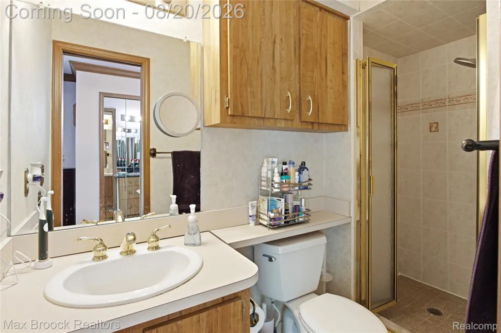 53214 Bancroft Drive Shelby Charter Township, MI 48316