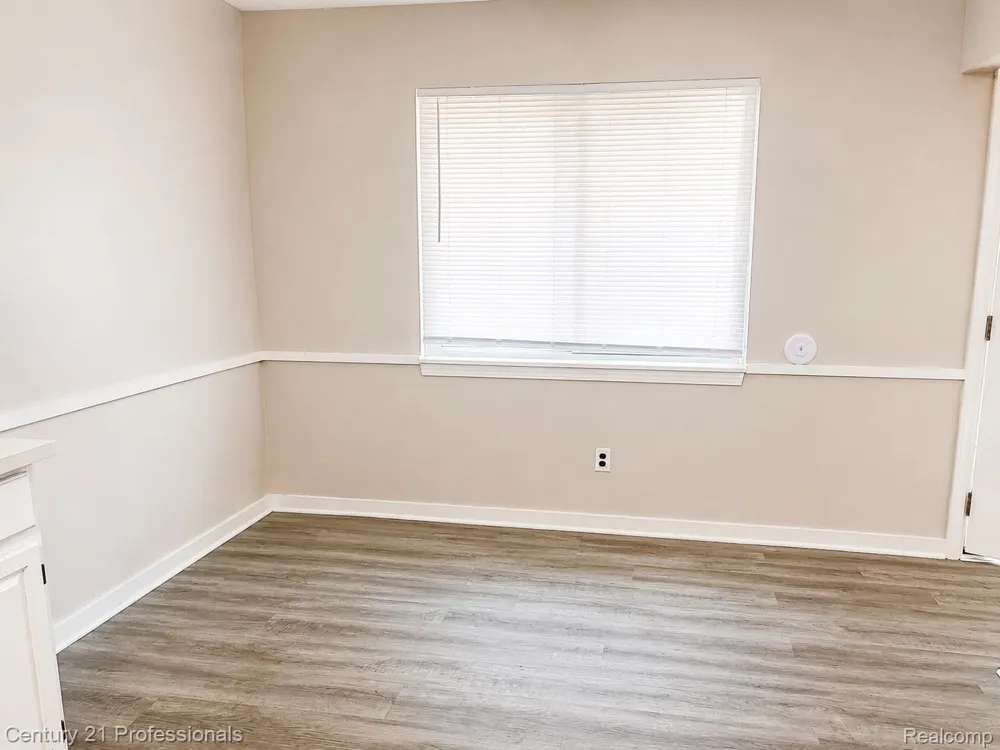 9614 Garfield Redford Charter Township, MI 48239