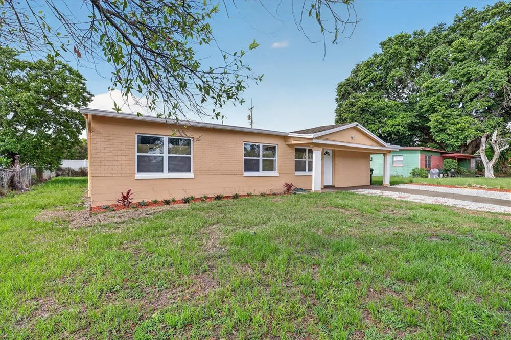 1612 W GRANT STREET Orlando, FL 32805