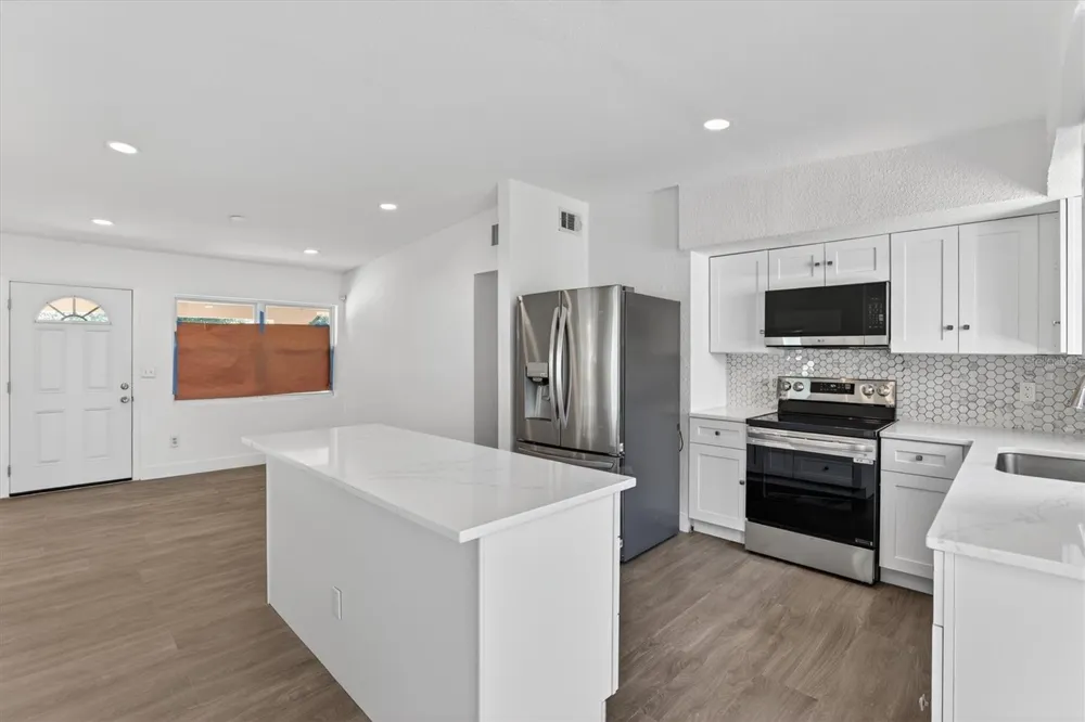 1612 W GRANT STREET Orlando, FL 32805
