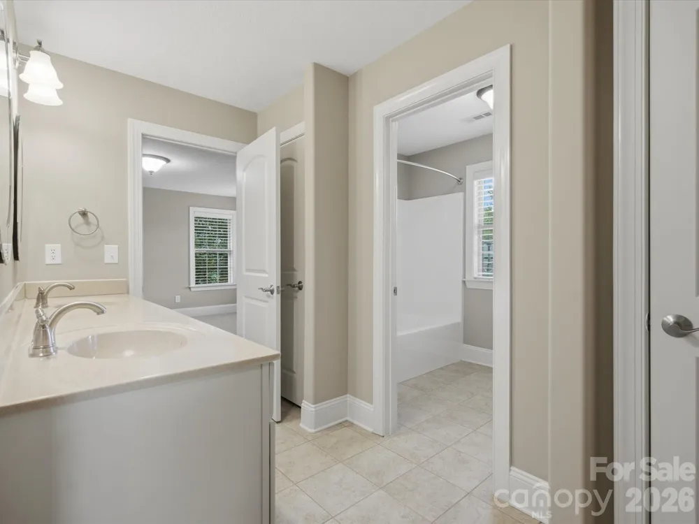 1023 Madras Court Davidson, NC 28036