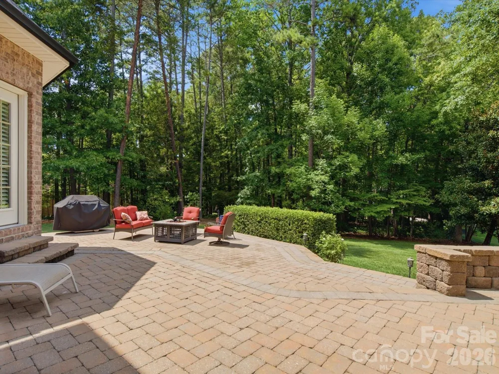 1023 Madras Court Davidson, NC 28036
