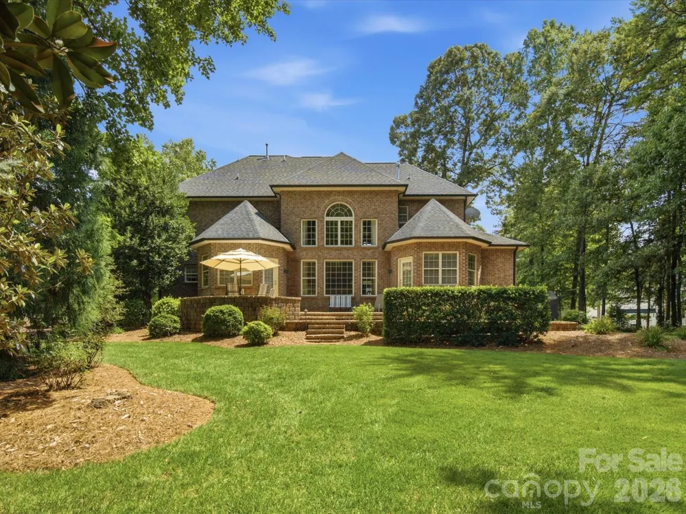 1023 Madras Court Davidson, NC 28036