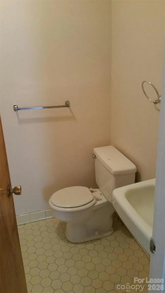 505 Warren Street W #B 11 Shelby, NC 28150