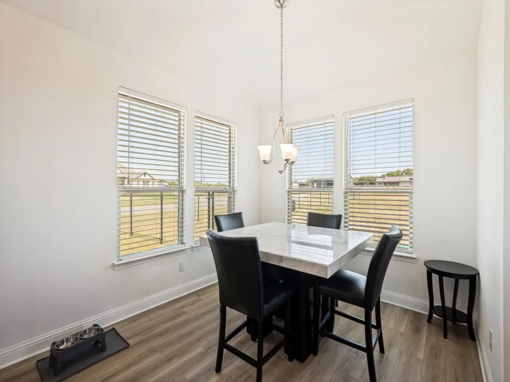 6048 Mango Drive Sanger, TX 76266