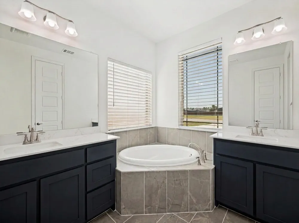 6048 Mango Drive Sanger, TX 76266