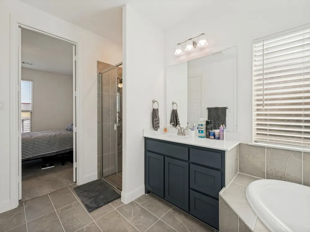6048 Mango Drive Sanger, TX 76266