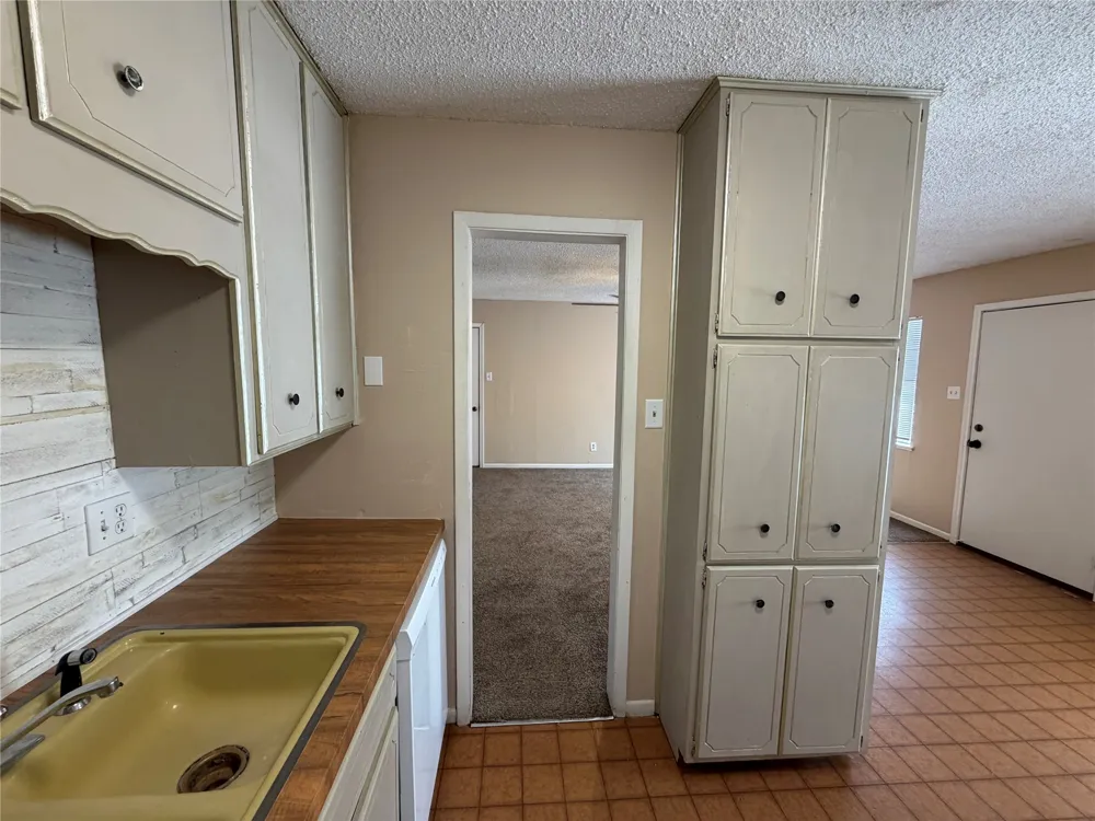 1361 W Mcneill Street Stephenville, TX 76401