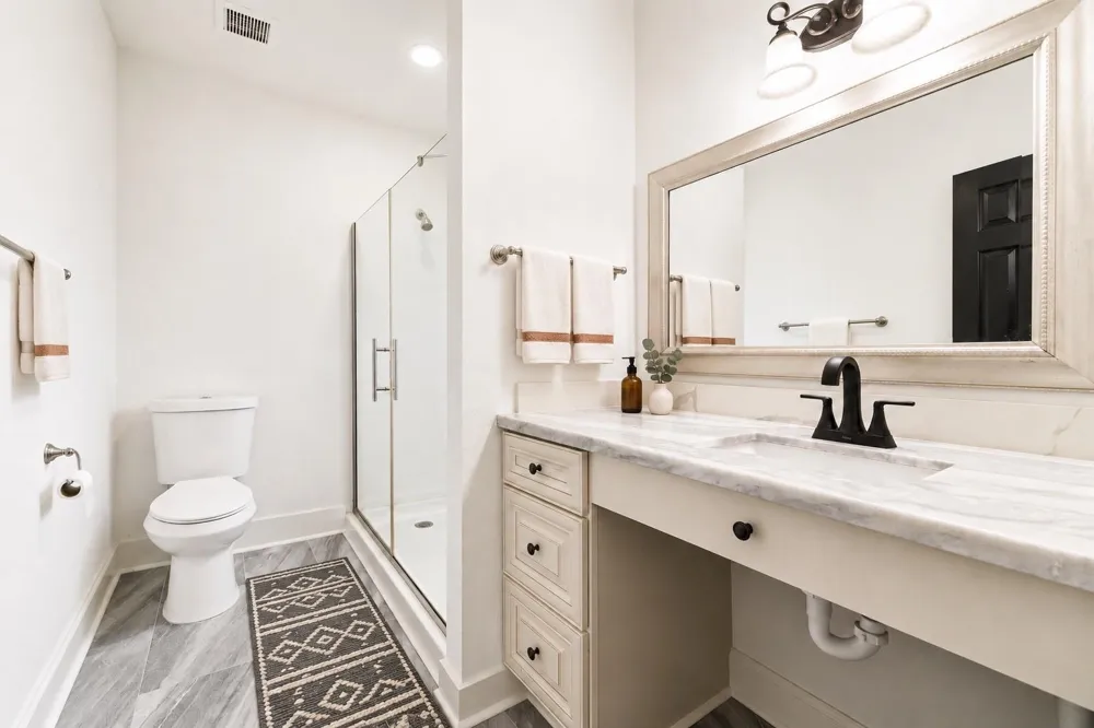 6816 Sherman Street #A Houston, TX 77011