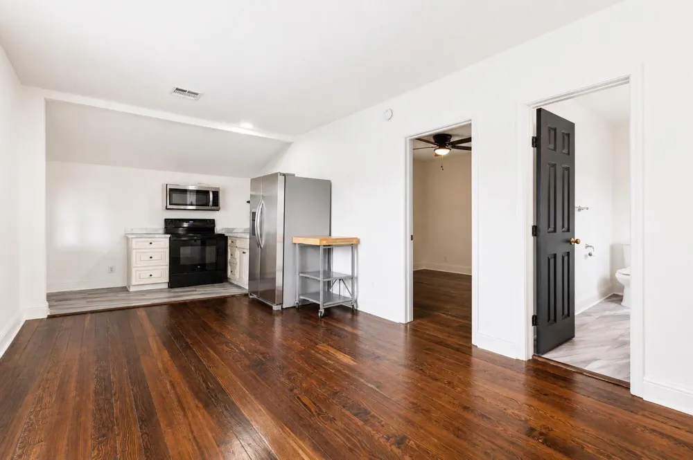 6816 Sherman Street #A Houston, TX 77011