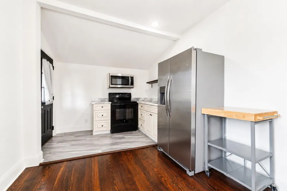 6816 Sherman Street #A Houston, TX 77011