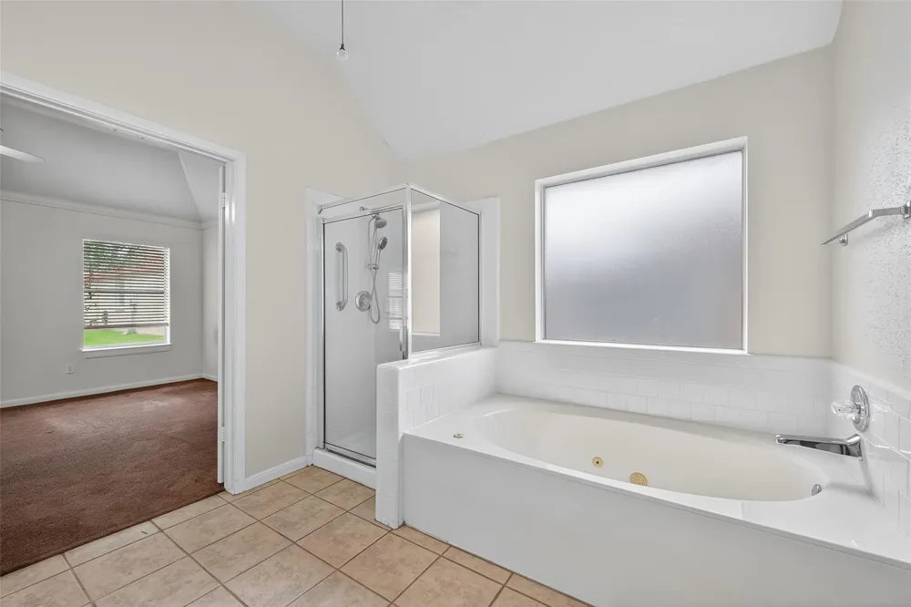 914 W Peach Hollow Circle Pearland, TX 77584