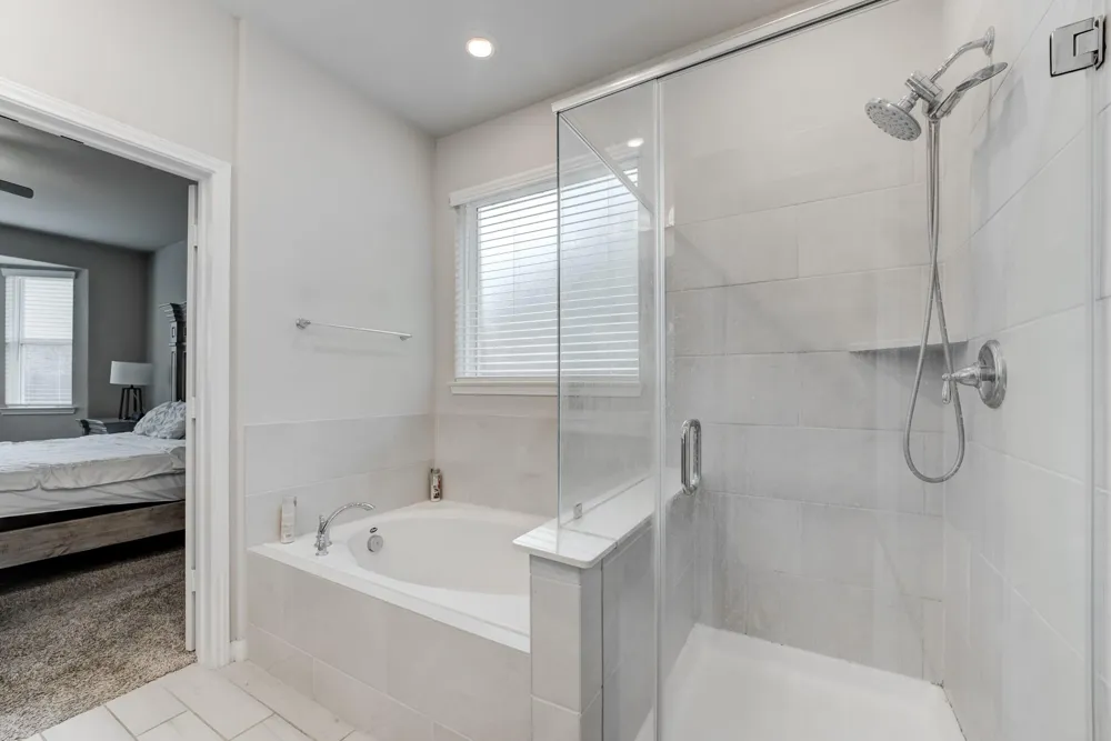 10739 Cliffs View Drive Rosharon, TX 77583