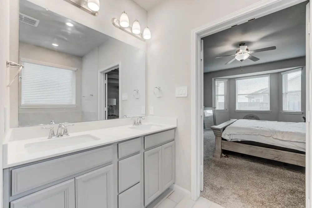 10739 Cliffs View Drive Rosharon, TX 77583