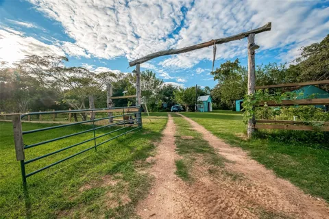 7160 County Road 132