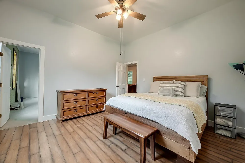 7160 County Road 132 Hallettsville, TX 77964