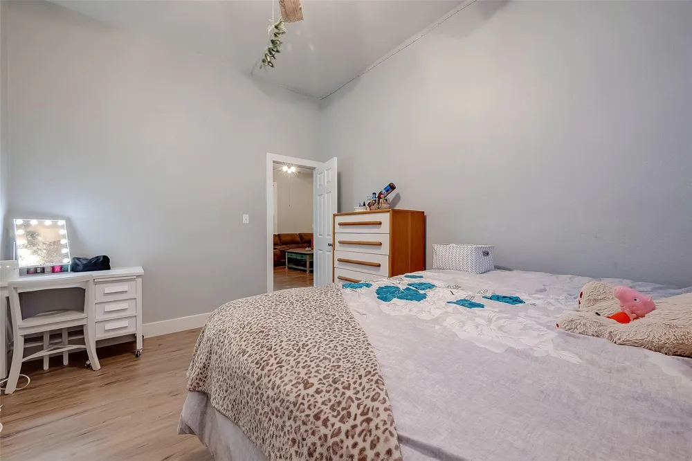 7160 County Road 132 Hallettsville, TX 77964