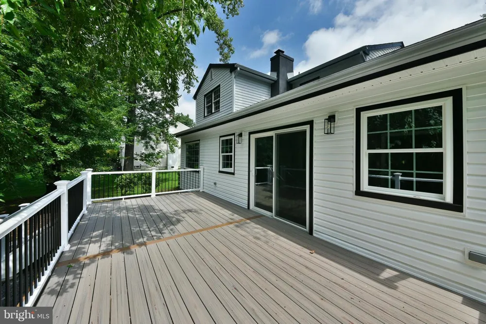 3225 BURN BRAE DRIVE Dresher, PA 19025