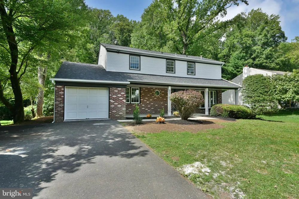 3225 BURN BRAE DRIVE Dresher, PA 19025