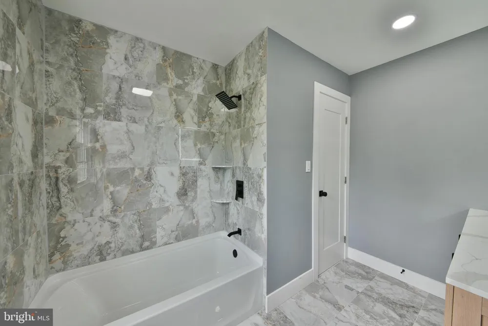 3225 BURN BRAE DRIVE Dresher, PA 19025