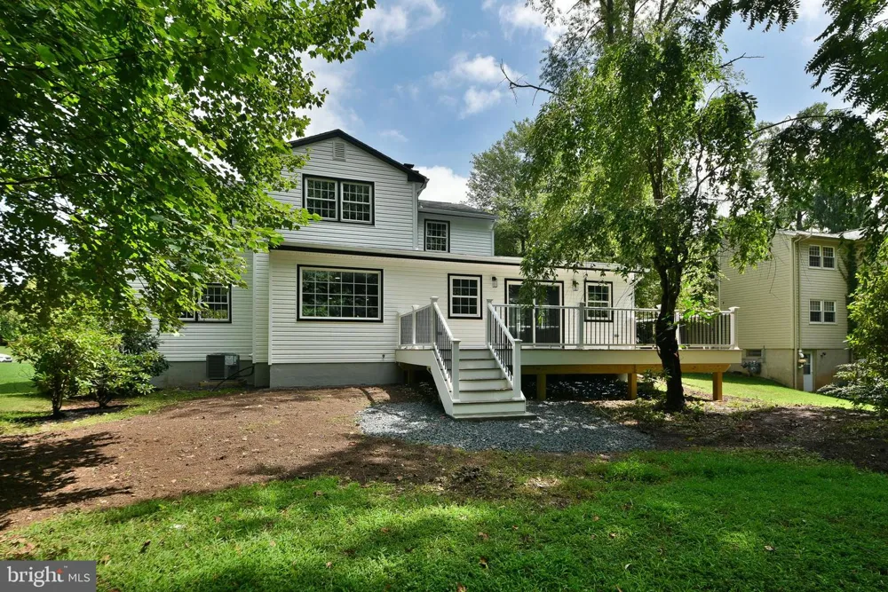 3225 BURN BRAE DRIVE Dresher, PA 19025