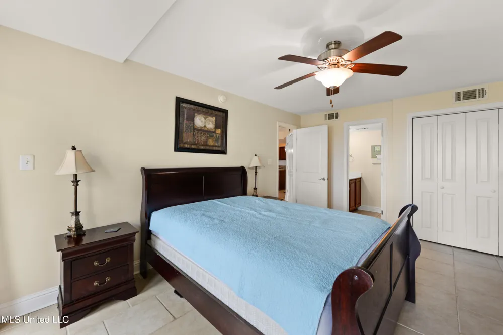 502 Beach Boulevard Biloxi, MS 39530