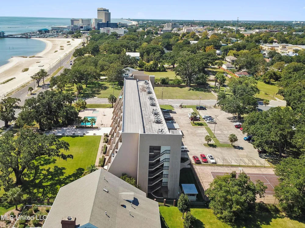 502 Beach Boulevard Biloxi, MS 39530