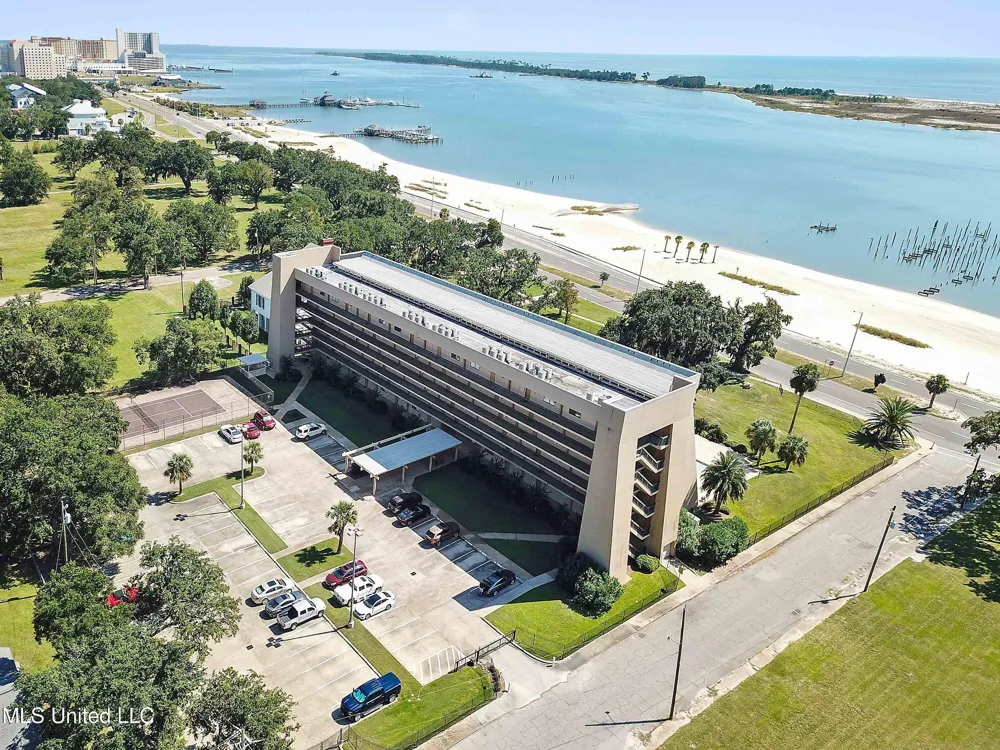502 Beach Boulevard Biloxi, MS 39530