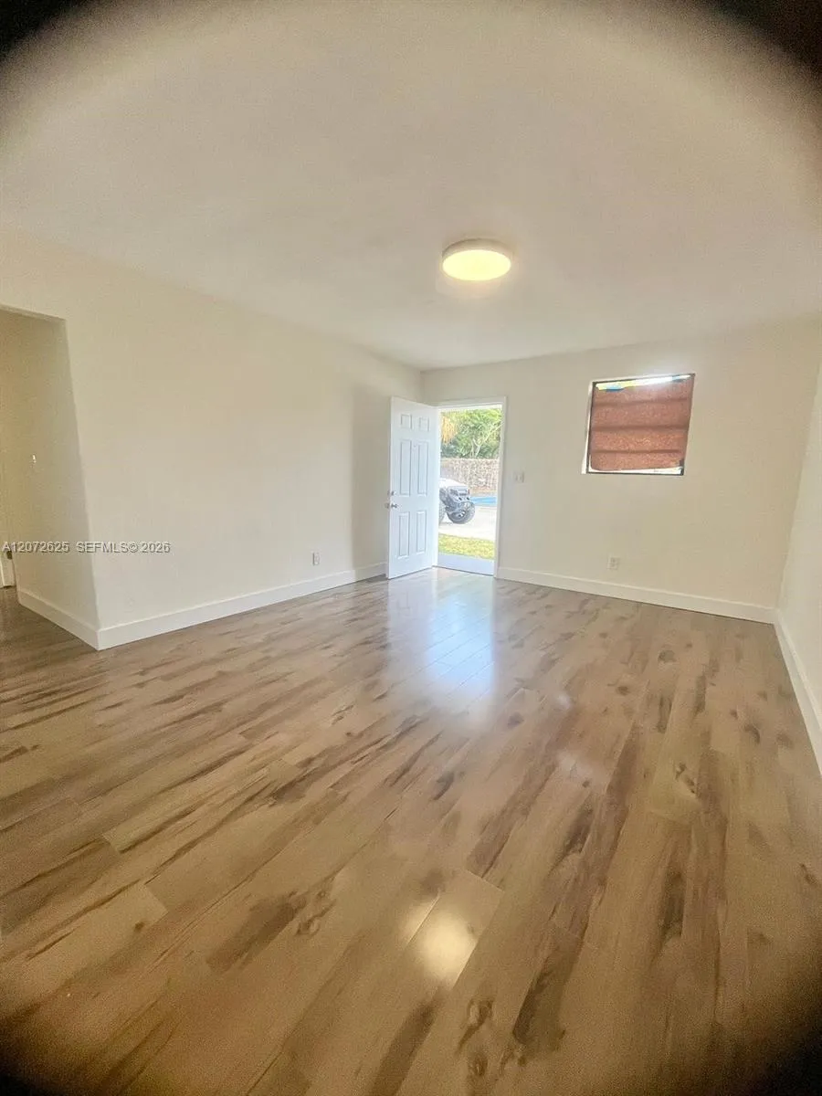 15350 NE 14th Ct North Miami Beach, FL 33162